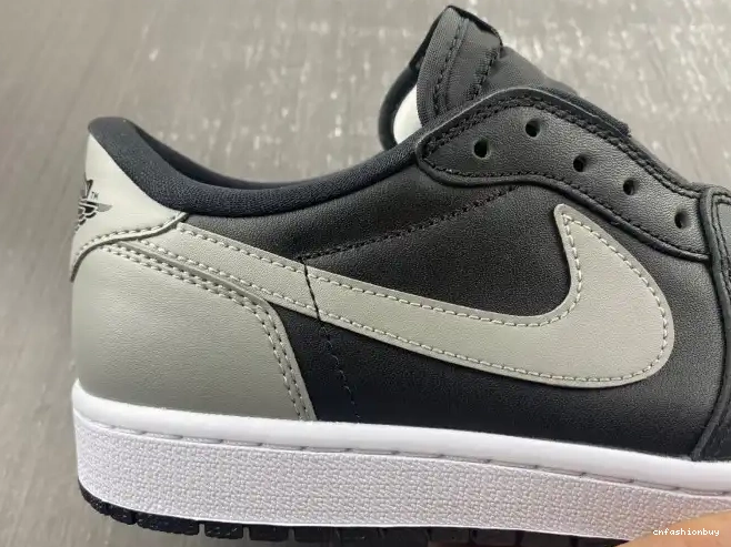 Shadow 705329-003 Jordan Retro Low 1 0630